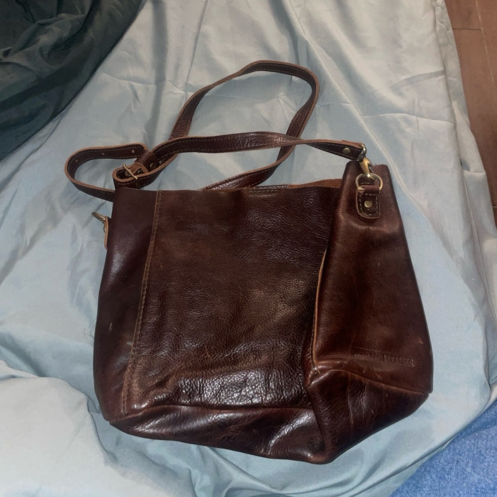 PortLand Leather Grizzly Bucket Bag